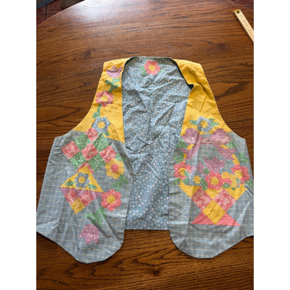 Handmade Vintage Quilted Vest Pastel Floral Patchwork Cottagecore Blue Yellow